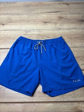 Men’s Huk Pursuit Volley Swim Shorts in Cobalt Blue Size Medium